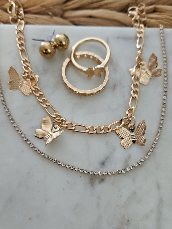 Jewelry - Butterfly Charm Anklet Set